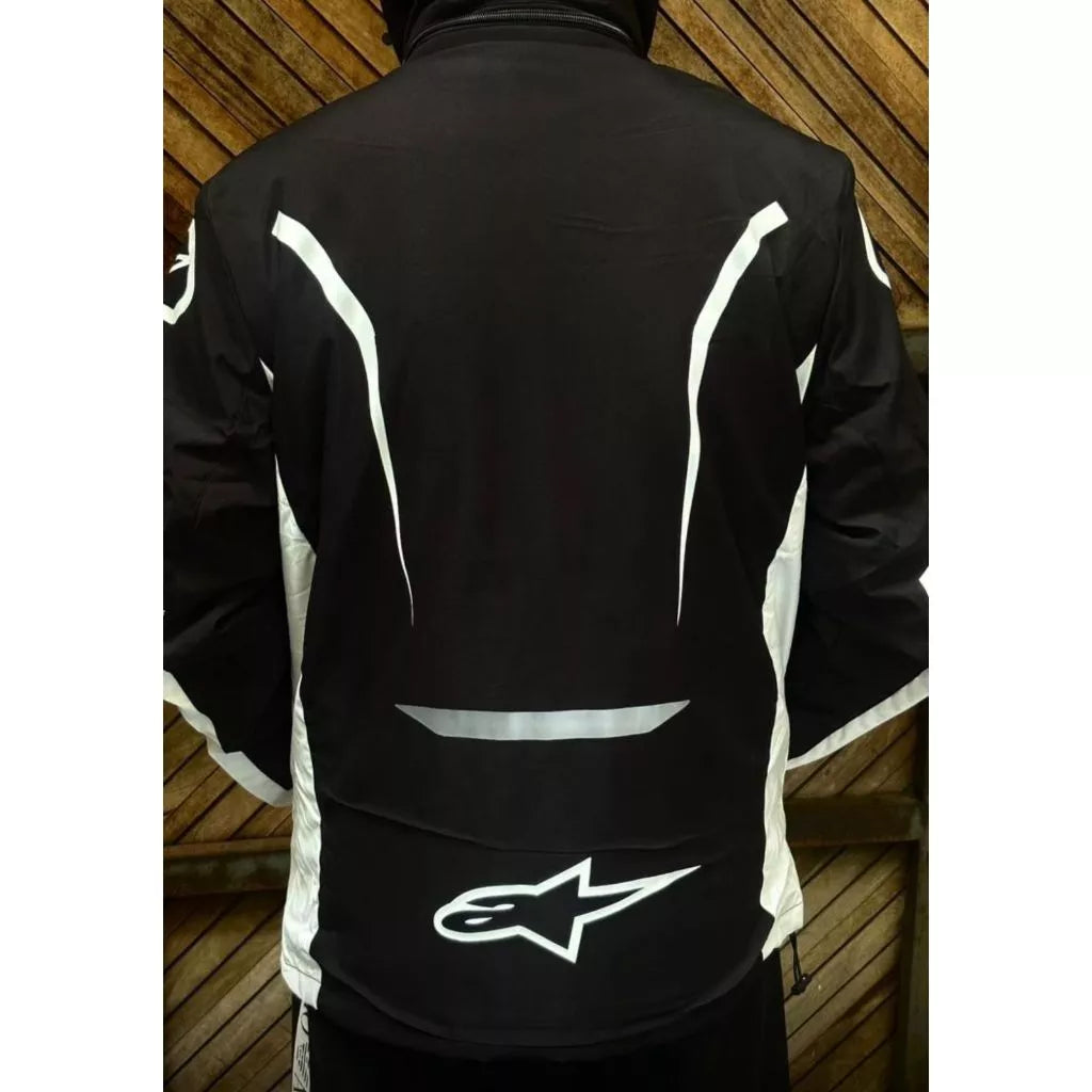 Jaqueta Alpinestars Preto e Branco com Capuz Forrada Peluciada