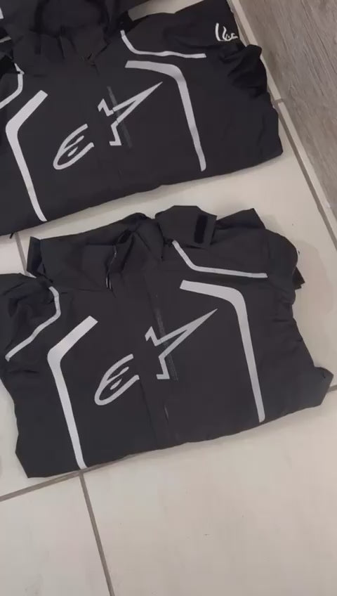 Jaqueta Alpinestars Preto e Branco com Capuz Forrada Peluciada